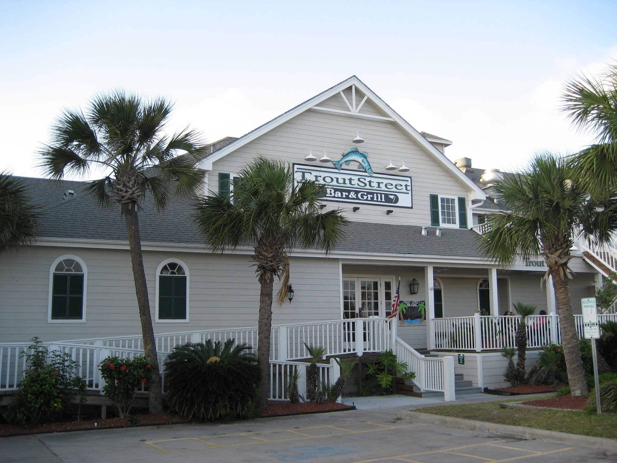 Trout Street Bar & Grill