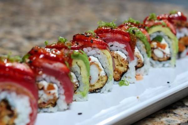 sushi roll sushi roll