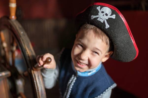 kid enjoying pirate ship cruise