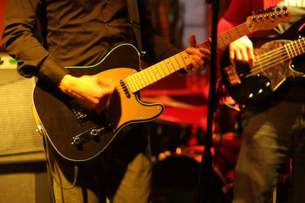 band at bar